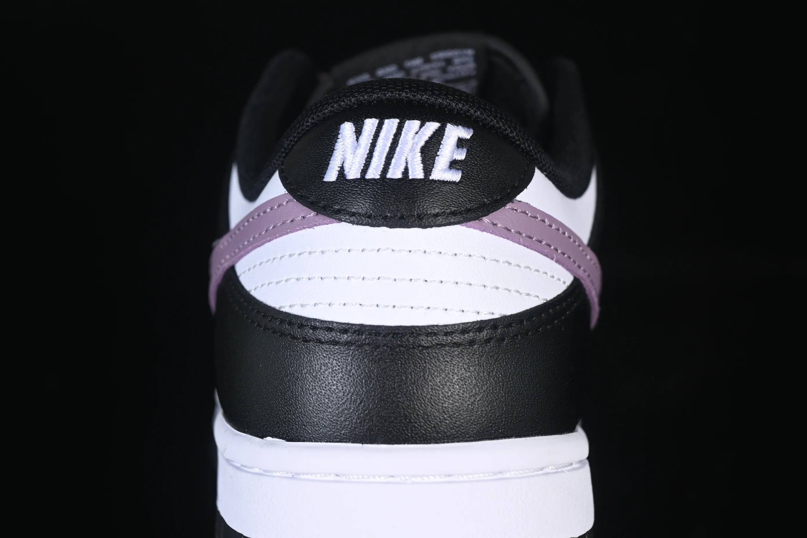 All categories Nk SB Dunk series Nk SB Dunk Low low-top sneakers Nike SB Dunk Low black and white purple hook low-top casual sneakers DD1391-100